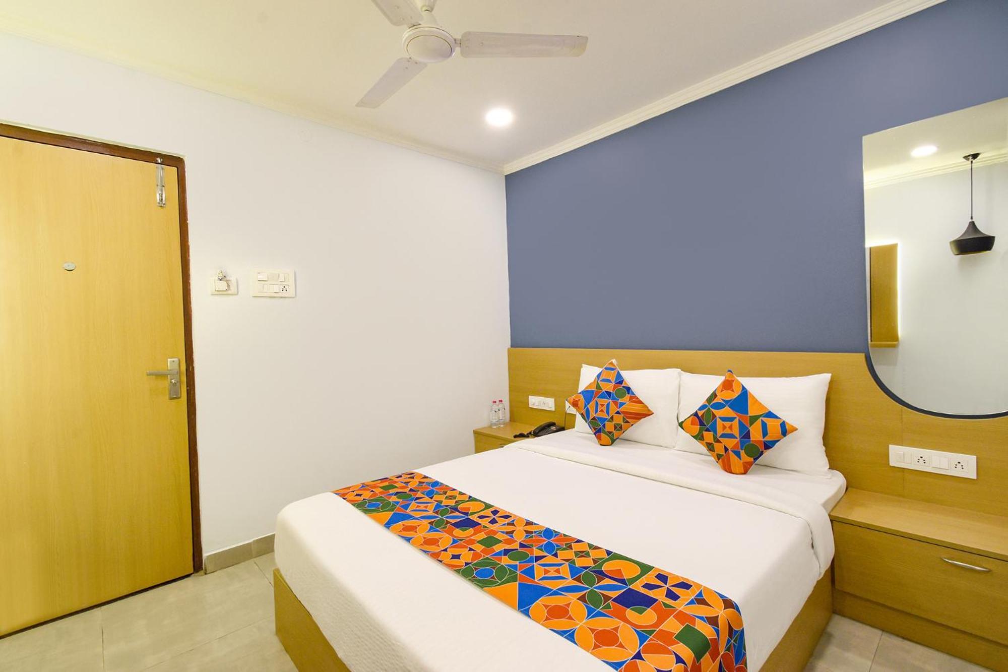 Fabhotel The Cinco Primera - Nr Kbr Park, Banjara Hills Hyderabad Exterior photo