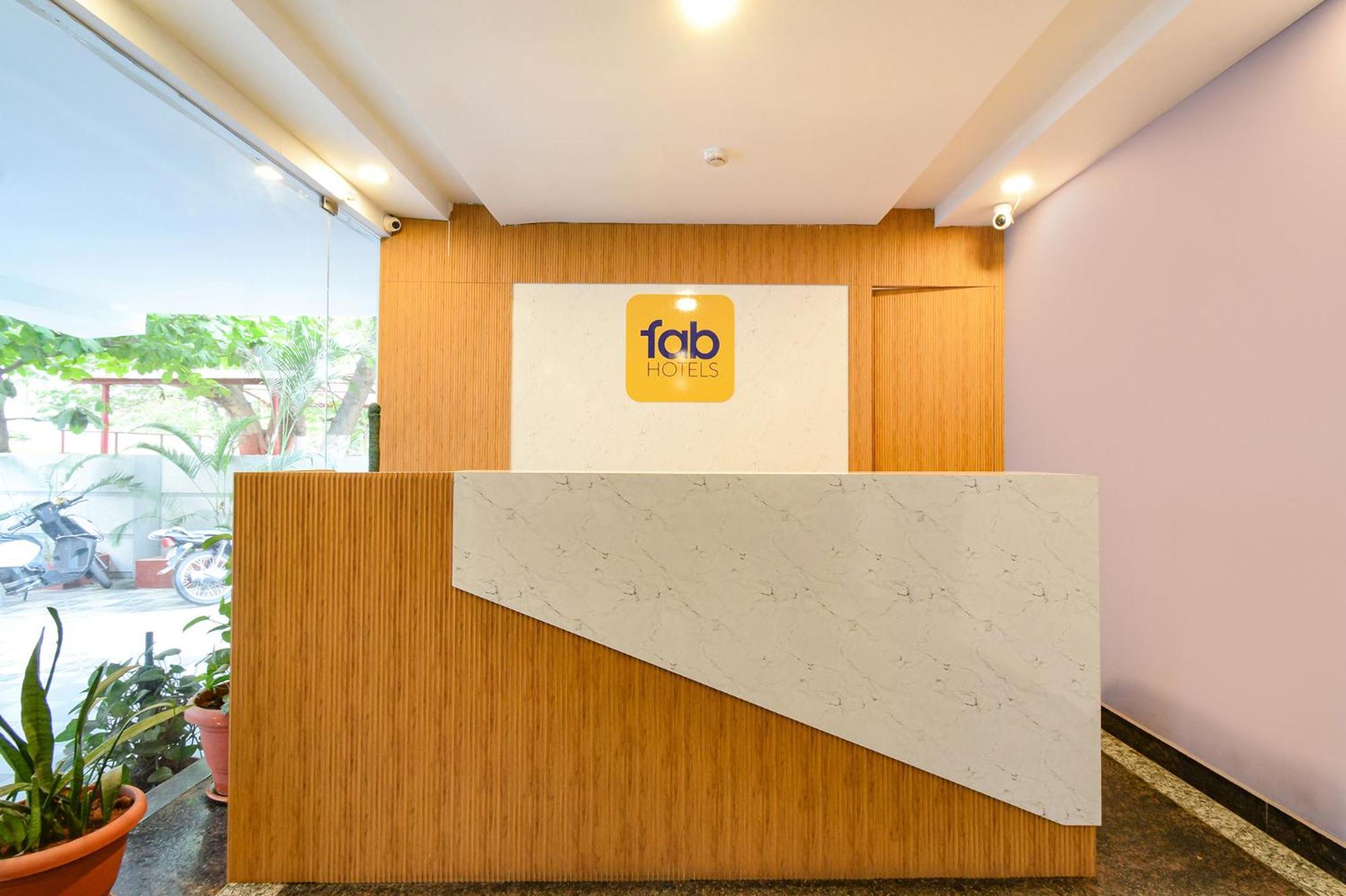 Fabhotel The Cinco Primera - Nr Kbr Park, Banjara Hills Hyderabad Exterior photo